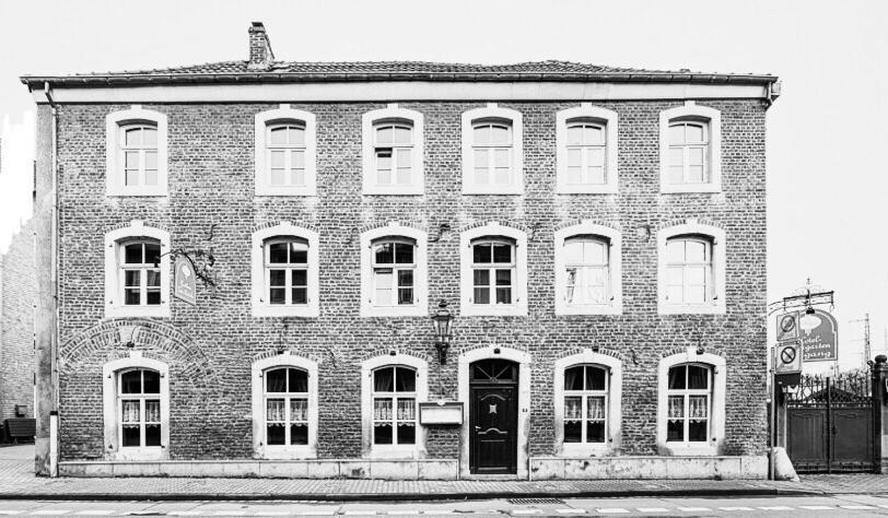 Hotel Zur Bruecke Herzogenrath Exterior foto